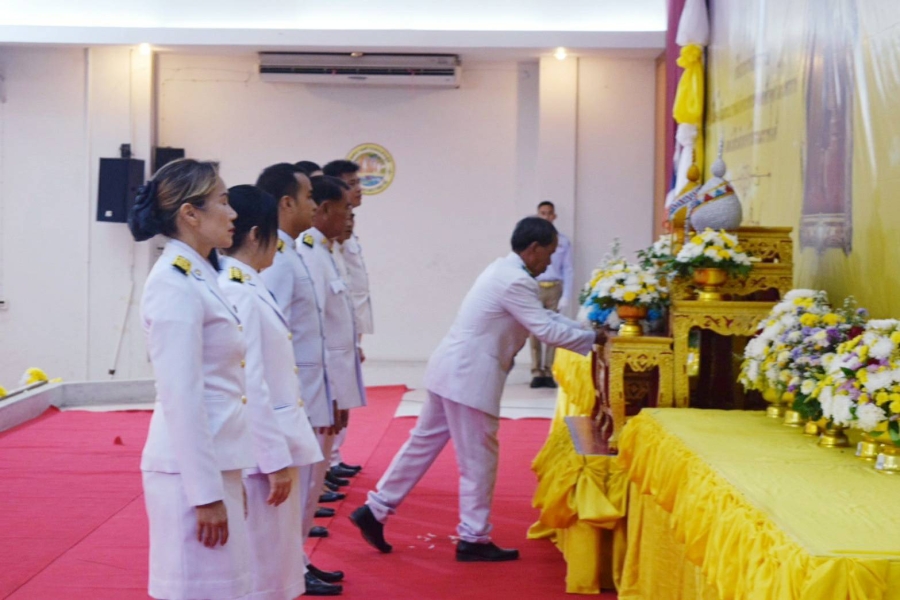 ร่วมพิธีถวายราชสักการะเนื่องในวันพระบาทสมเด็จพระพุทธยอดฟ้าจุฬาโลกมหาราช 6 เมษายน 2567